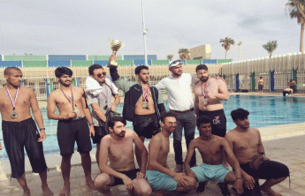 فريق الكلية للسباحة يحقق المركز الاول في بطولة الجامعة  